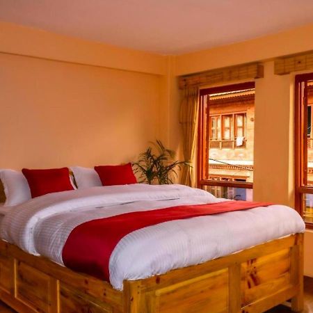 Eagle Nest Hotel Μπακταπούρ Εξωτερικό φωτογραφία